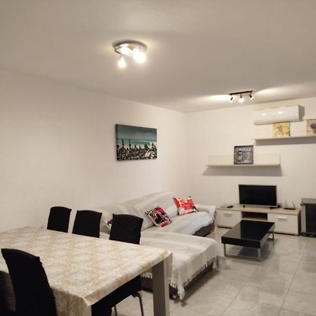 Apartamento Primera Linea De Mar En Ebrehogar Амполья Экстерьер фото